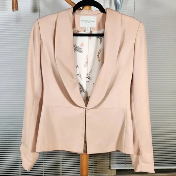 Kenneth Cole Women's Soft Pink Blazer - Picture 1 of 6